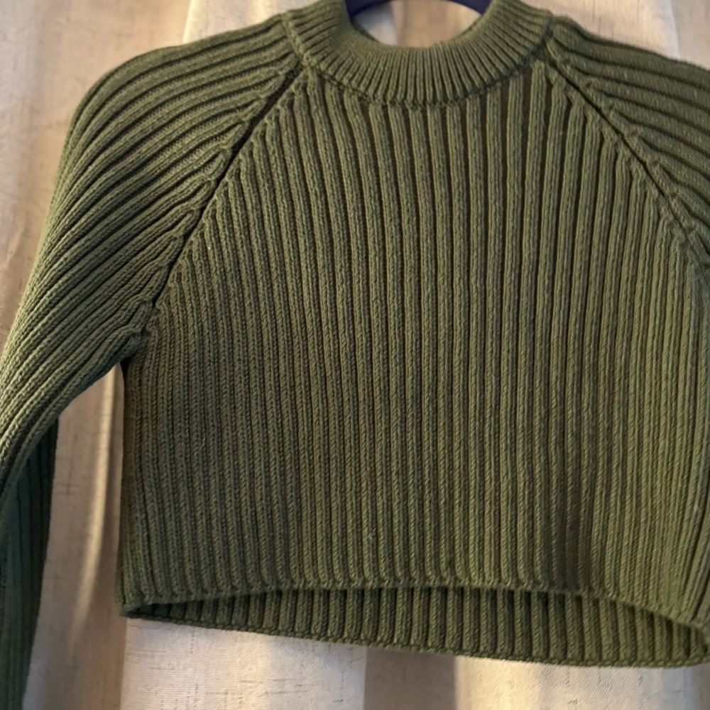 Zara Raglan Sleeve Cropped Dark Army/Olive Green Knit Sweater Size S NWT - Picture 3 of 4